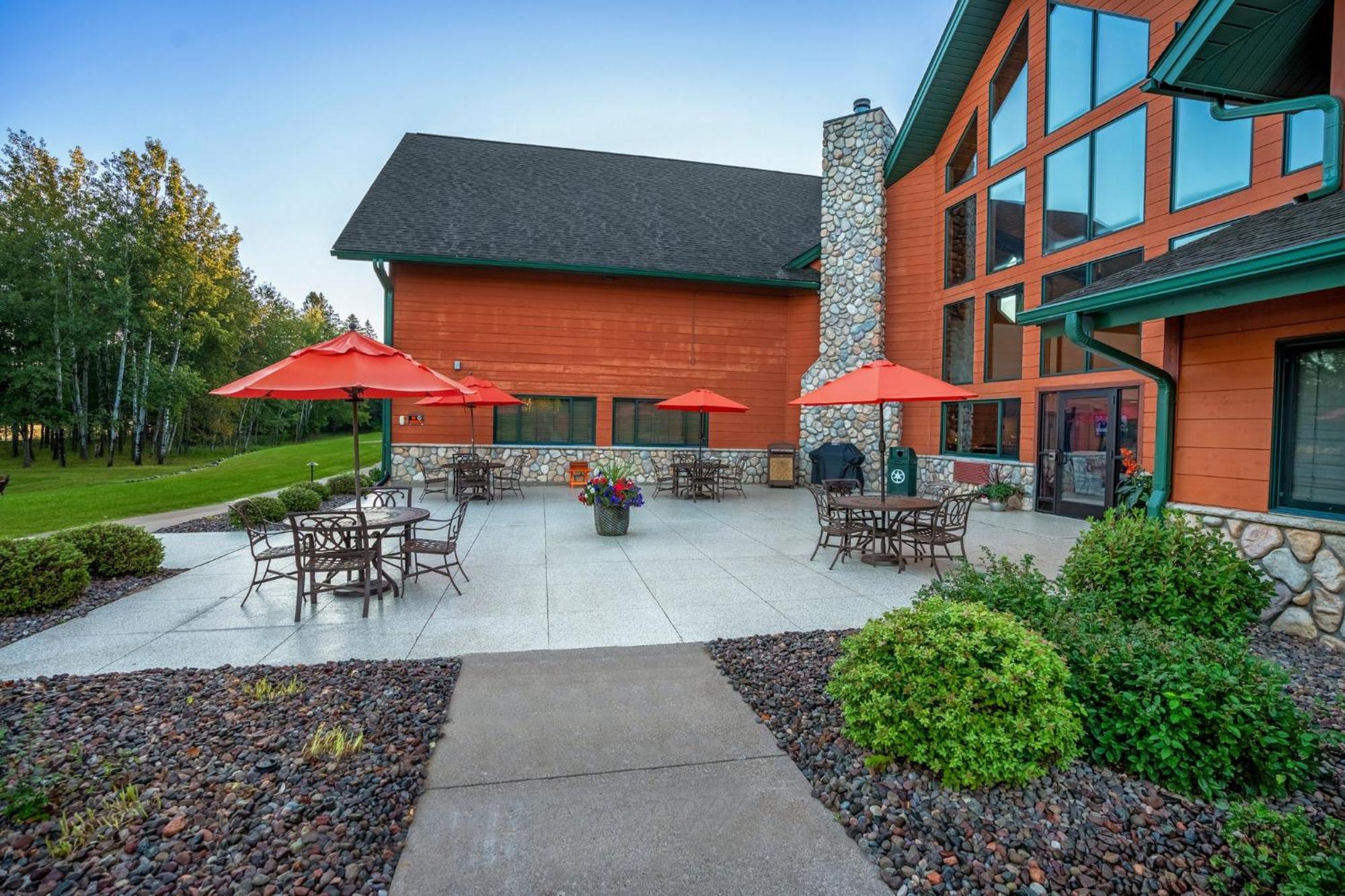 Holiday Inn Express & Suites Hayward By Ihg Bagian luar foto