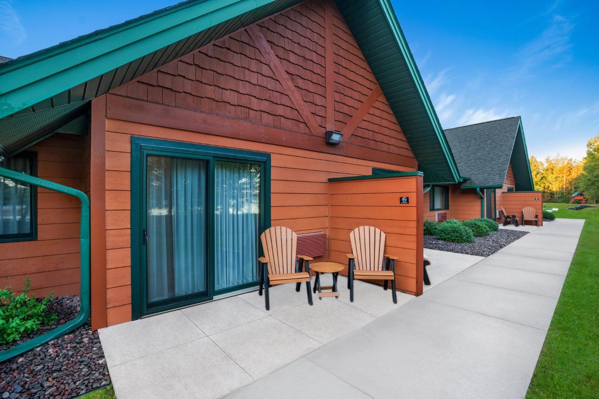 Holiday Inn Express & Suites Hayward By Ihg Bagian luar foto